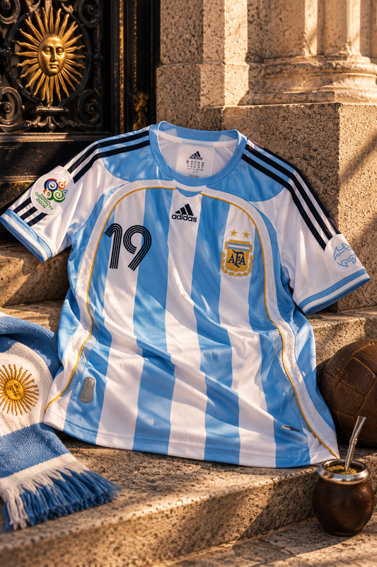 Argentina 2006 – Messi #19 Home Retro Jersey